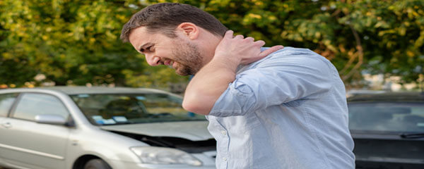 mccarron-lake-chiropractic-common-symptoms-of-back-and-neck-injury-after-a-car-accident